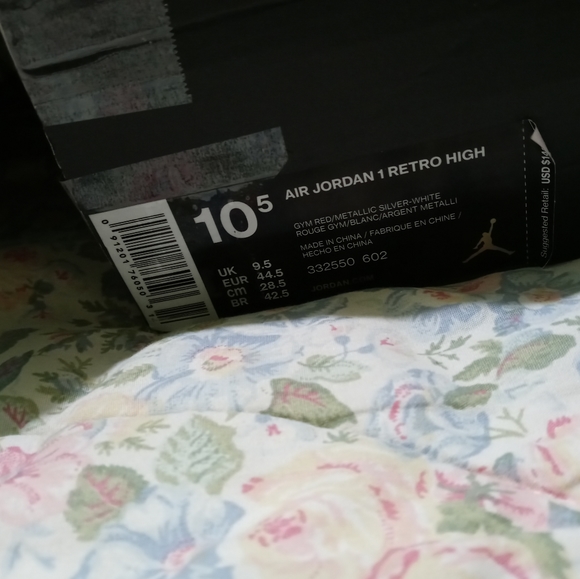 Air jordan high - Picture 2 of 3